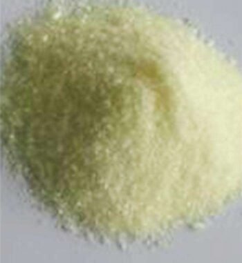 methyl (e)-2-[2-(6-chloropyrimidin-4-yloxy)phenyl]-3-methoxyacrylate cas 31860-97-4